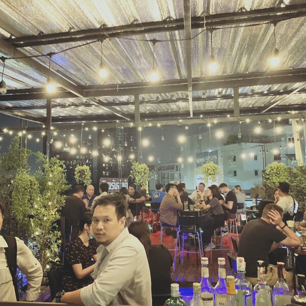 Tt Rooftop Bar x Cafe
