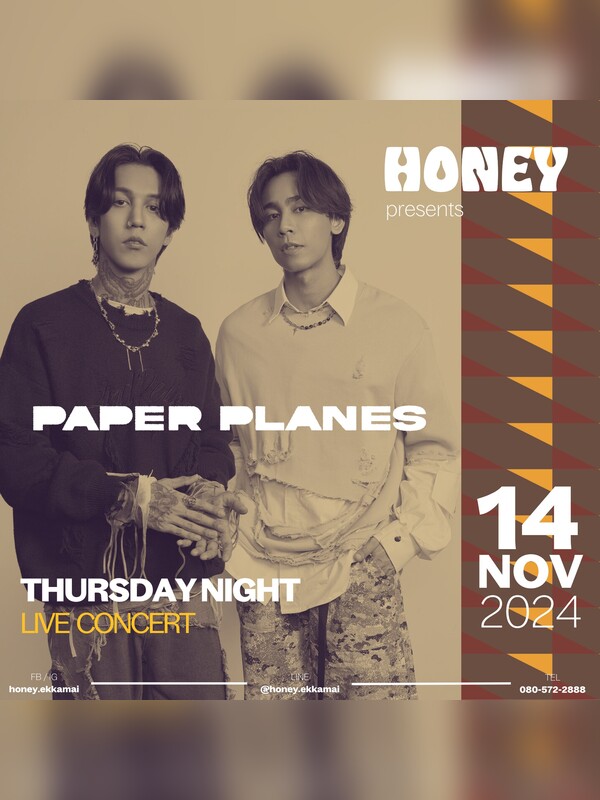 Paper Planes live at Honey Ekkamai